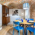 Daire Hostdomus - Palazzo Stupino Alba (Piedmont)