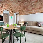 Hostdomus - Palazzo Stupino Alba (Piedmont)
