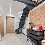 Hostdomus - Palazzo Stupino
