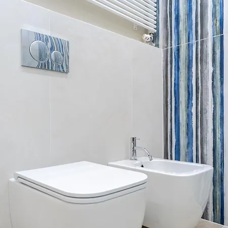Hostdomus - Palazzo Stupino Alba (Piedmont)