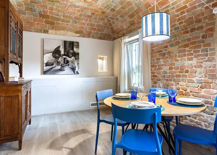 Hostdomus - Palazzo Stupino 阿尔巴