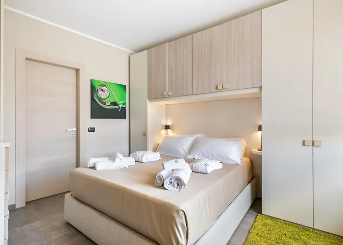 公寓 Hostdomus - Palazzo Stupino 阿尔巴