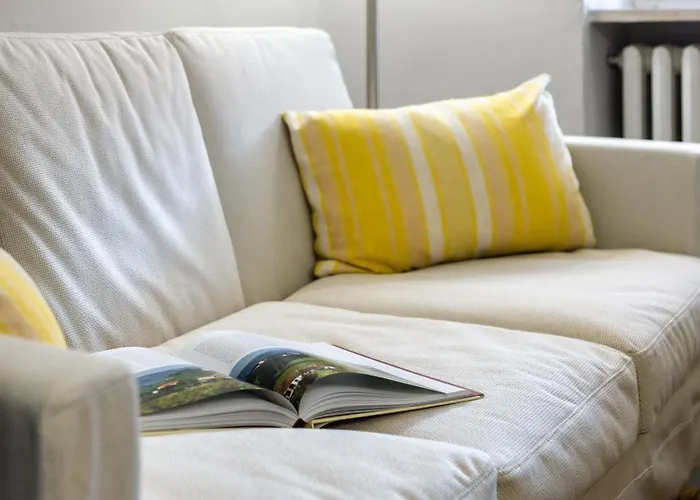 Hostdomus - Palazzo Stupino * 阿尔巴