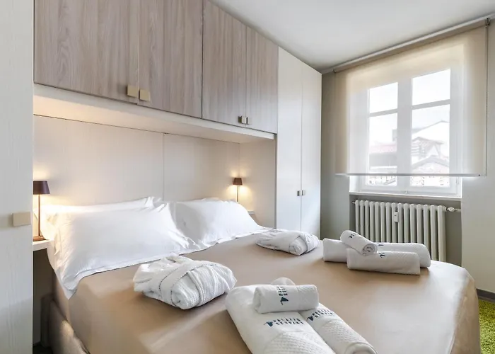 公寓 Hostdomus - Palazzo Stupino 阿尔巴