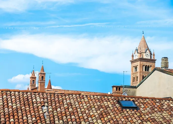 Hostdomus - Palazzo Stupino * 阿尔巴